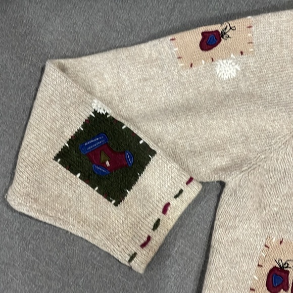Croft & Barrow Snowman Hearts Snowflakes Christmas Sweater Beige Button‎ PL - Picture 6 of 16
